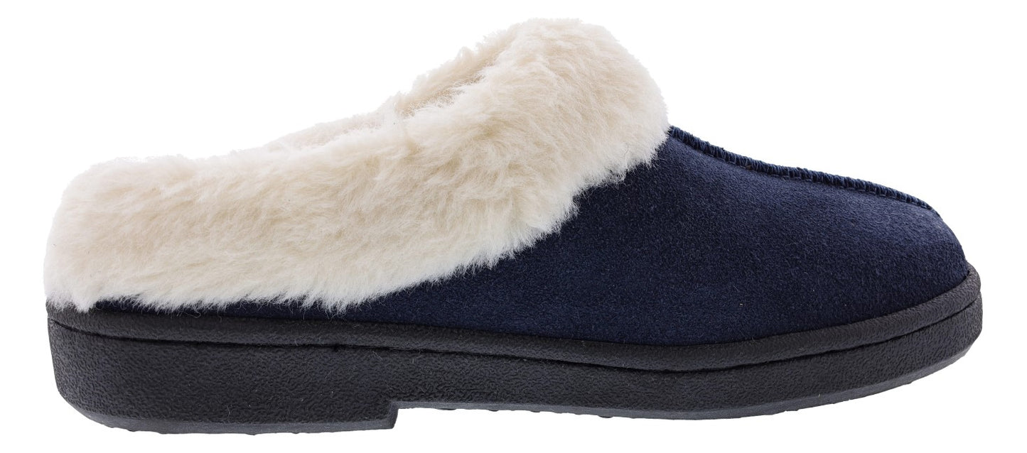 
                  
                    Clarks Women's JMS0587 Suede Indoor & Outdoor House Slippers
                  
                