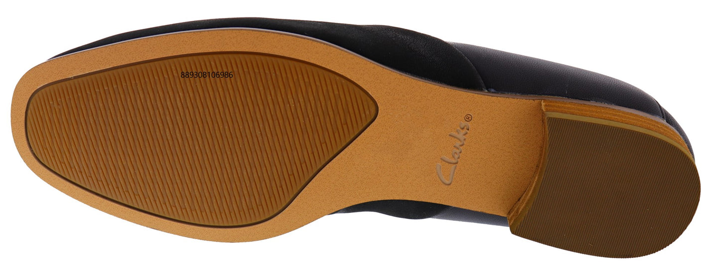 
                  
                    Clarks Women's Pure Tone Black Dressy Flats
                  
                