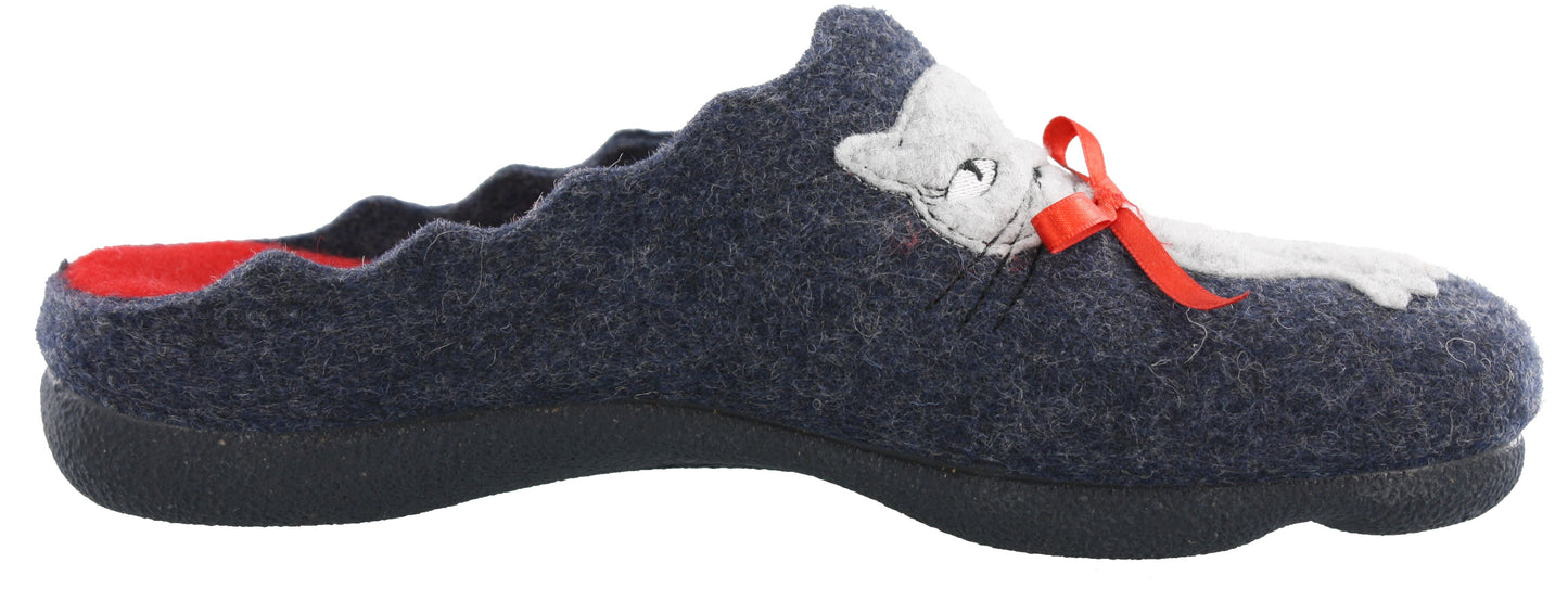 
                  
                    Spring Step Women Pennelopie Indoor - Outdoor Clogs
                  
                