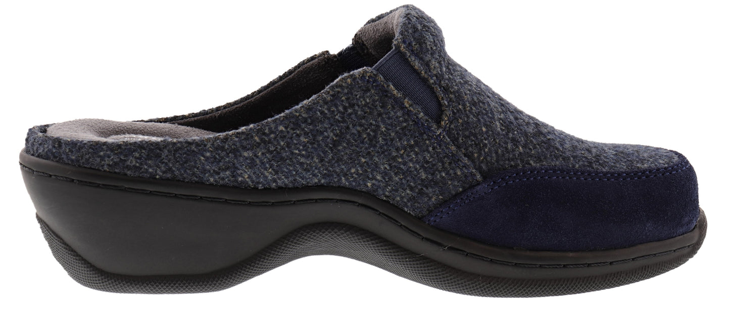 
                  
                    Softwalk Women's 2E Wide Width Slip On Clogs
                  
                