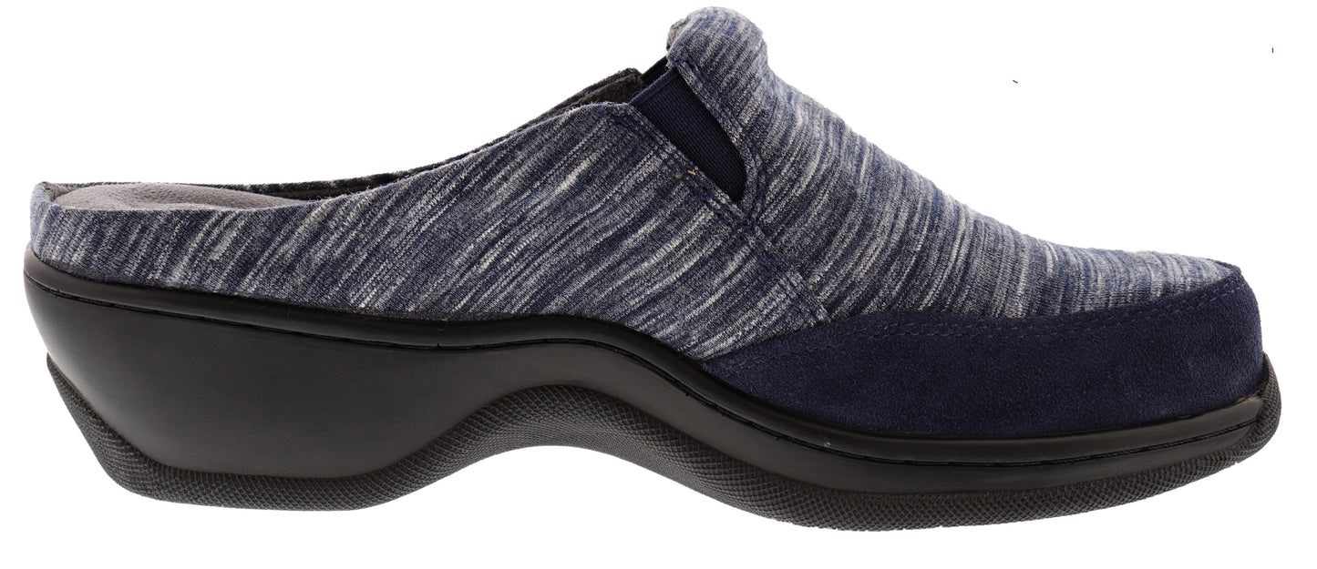
                  
                    Softwalk Women's Narrow Width Slip On Clogs
                  
                